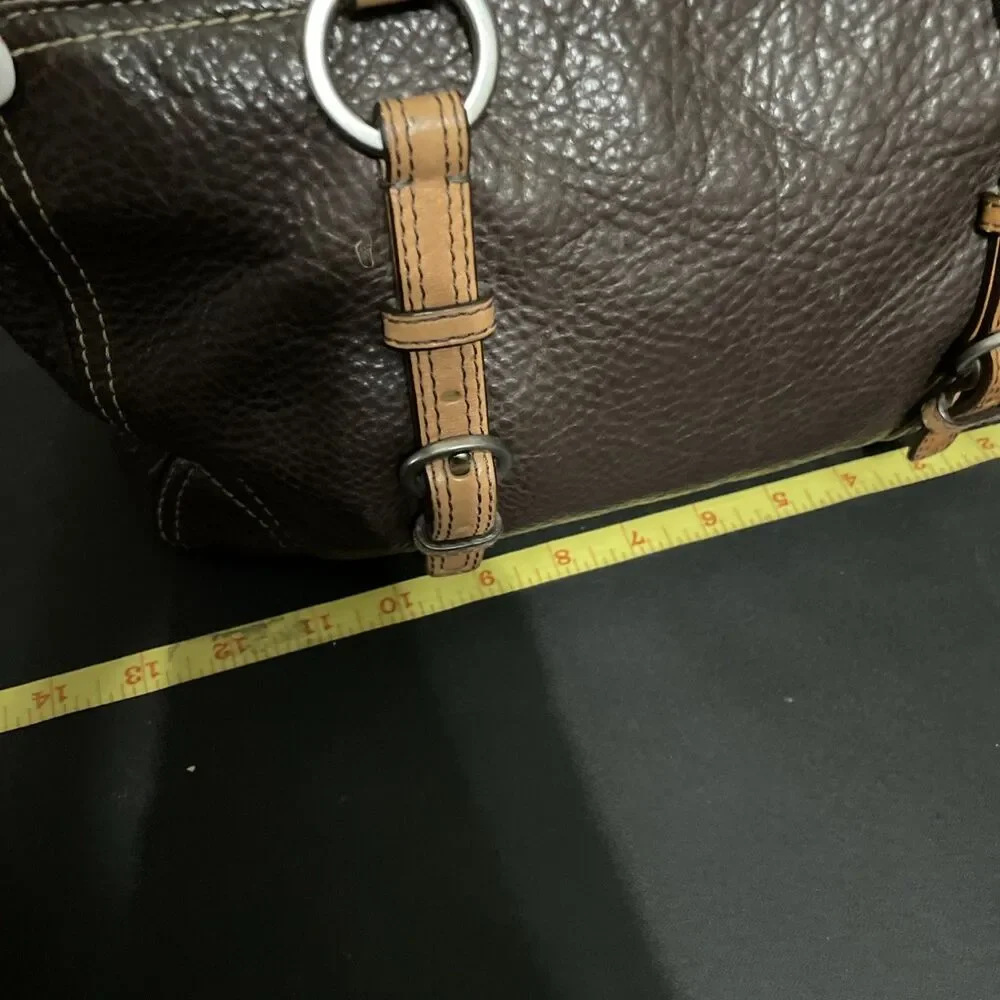 Coach Chelsea Brown Pebbled Leather Tote shoulder bag Flaw Read - Picture 9 of 15